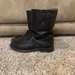 Frye Black Leather Veronica short boots